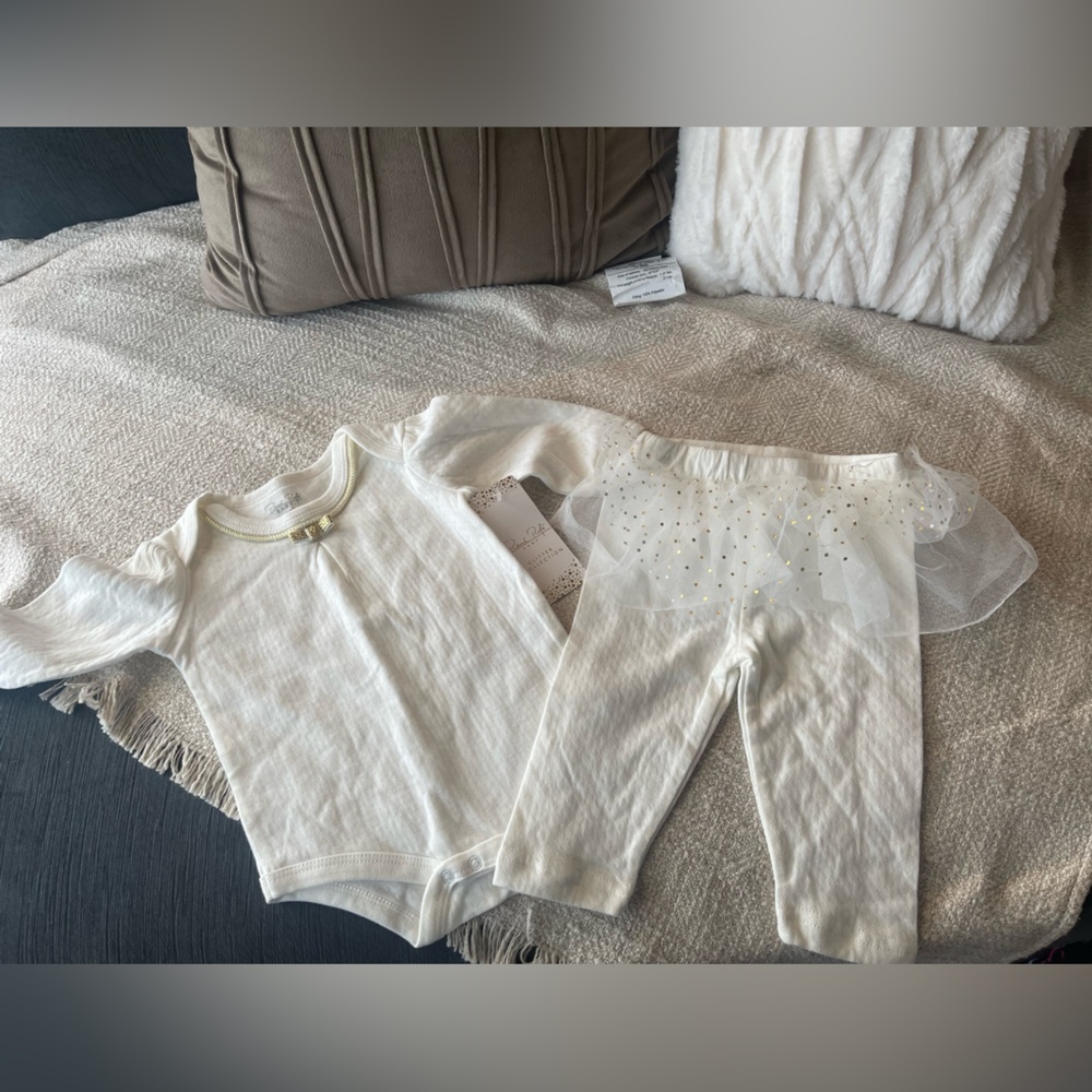 NWT Renee Rofé Glitter Collection Cream and Gold Set -6-9mos